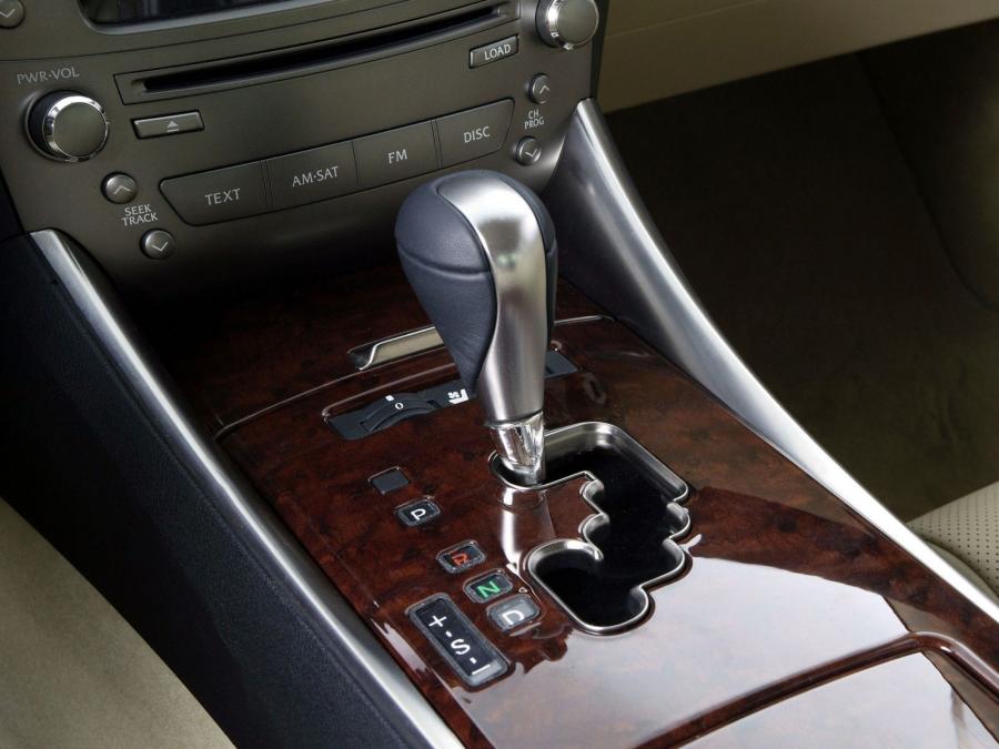  Lexus IS250 2006 года  (фото 7 из 25)